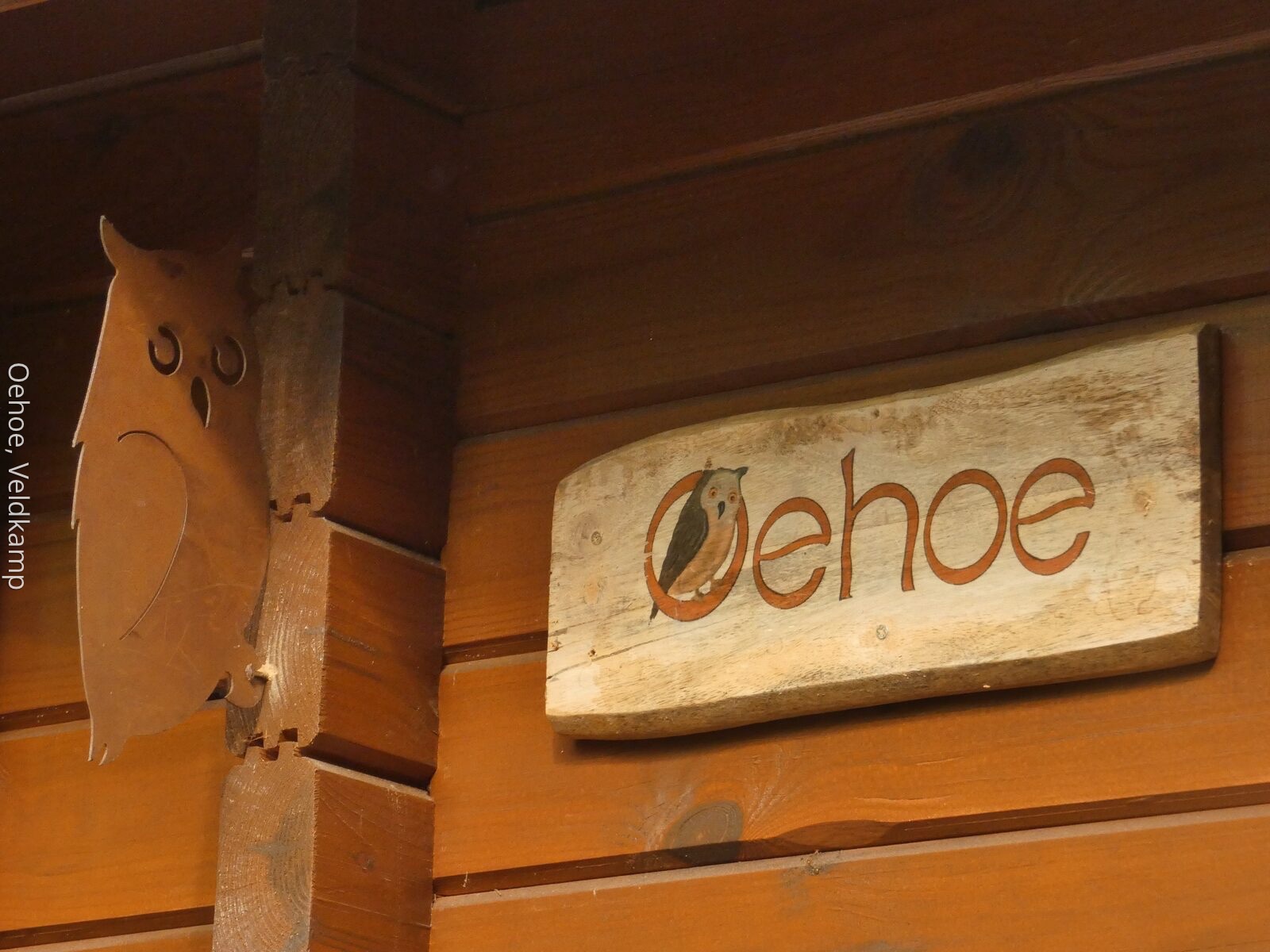 bordje Oehoe bij huisje Veluwe